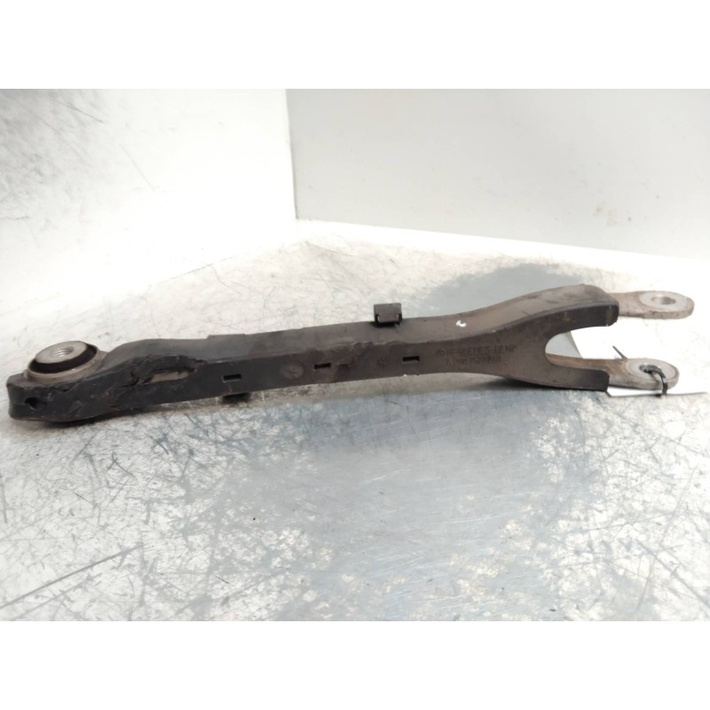 Recambio de brazo suspension inferior trasero izquierdo para mercedes clase c (w204) berlina 2.2 cdi cat referencia OEM IAM   