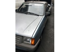 opel corsa a del año 1985