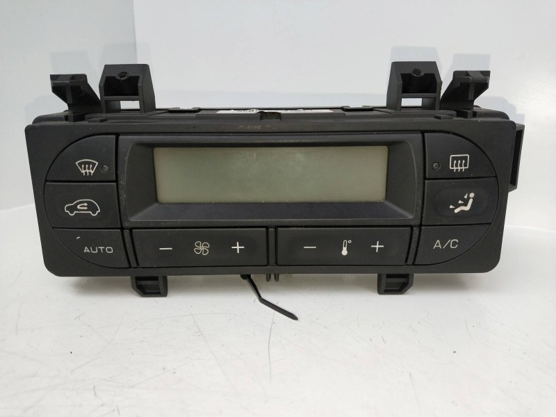 Recambio de mando calefaccion / aire acondicionado para citroen c3 1.4 16v sx plus referencia OEM IAM 96533393XT  