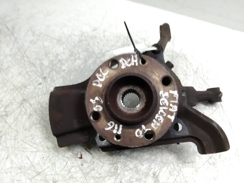 Recambio de mangueta delantera derecha para fiat seicento (187) vintage referencia OEM IAM   