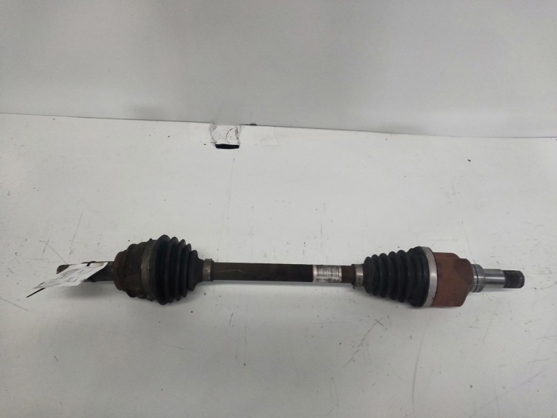 Recambio de transmision delantera izquierda para ford fiesta (ccn) trend referencia OEM IAM 8V513B437CD  