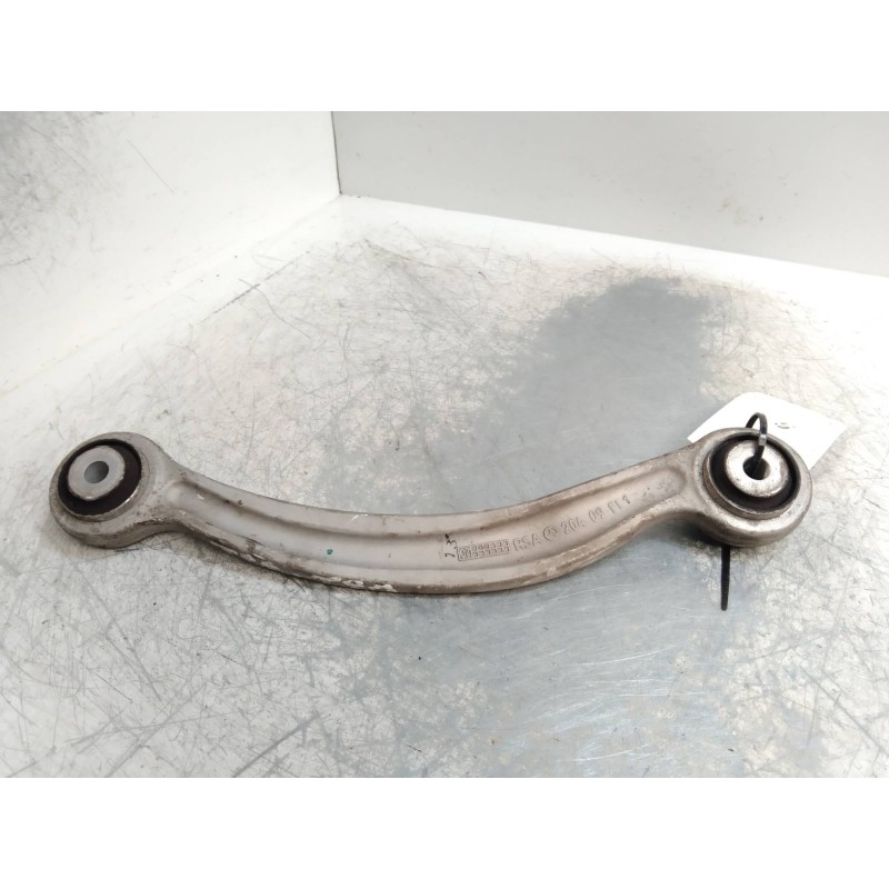 Recambio de brazo suspension inferior trasero izquierdo para mercedes clase c (w204) berlina 2.2 cdi cat referencia OEM IAM   