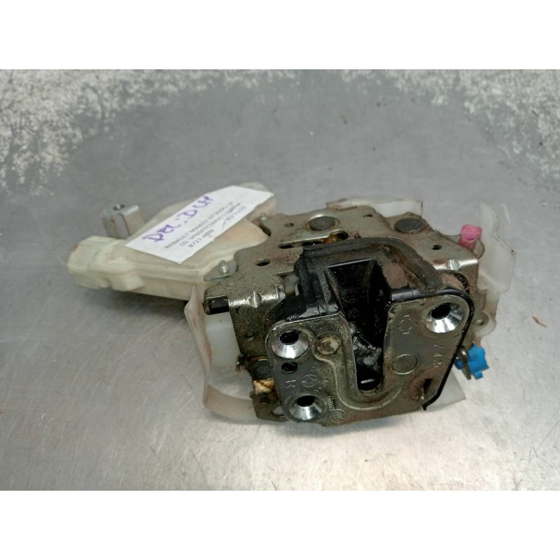 Recambio de motor cierre centralizado delantero derecho para renault maxity 2.9 diesel referencia OEM IAM 80552AA20A 89A910 