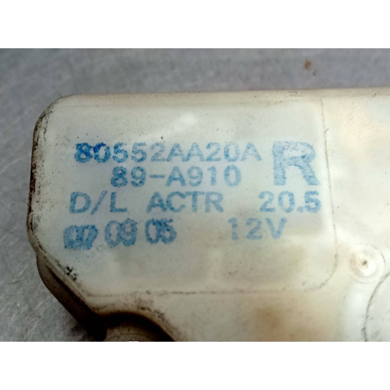 Recambio de motor cierre centralizado delantero derecho para renault maxity 2.9 diesel referencia OEM IAM 80552AA20A 89A910 