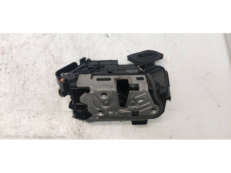 Recambio de motor cierre centralizado delantero derecho para audi a1 sportback (gba) 25 tfsi adrenalin referencia OEM IAM 5TB837