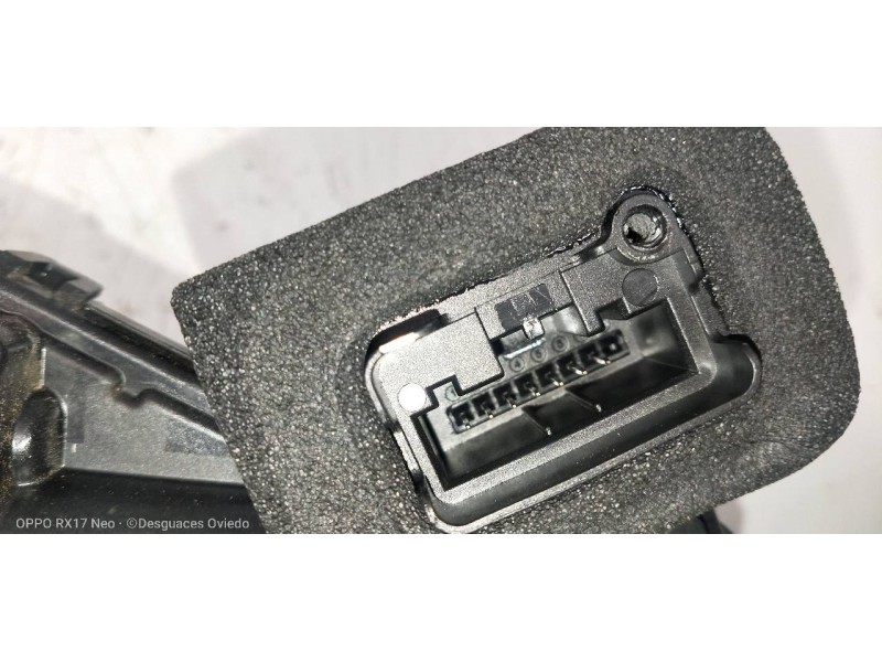 Recambio de motor cierre centralizado delantero derecho para audi a1 sportback (gba) 25 tfsi adrenalin referencia OEM IAM 5TB837