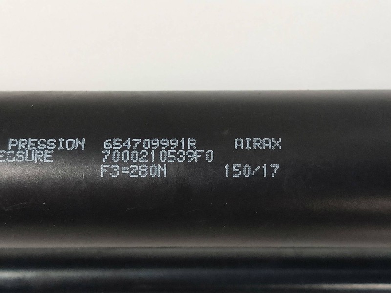 Recambio de amortiguadores capo para renault captur 0.9 energy referencia OEM IAM 654709991R  