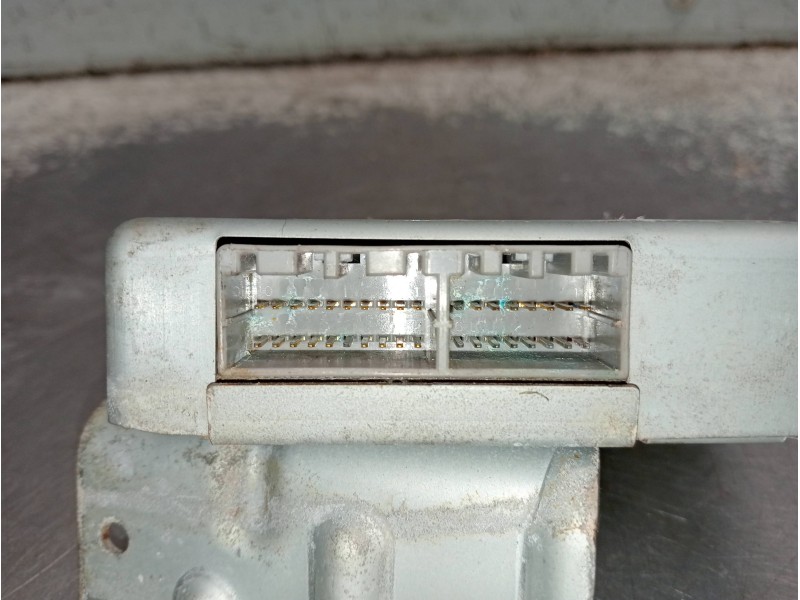 Recambio de centralita abs para renault maxity 2.9 diesel referencia OEM IAM 46007MB90003 2049D301 07200009S