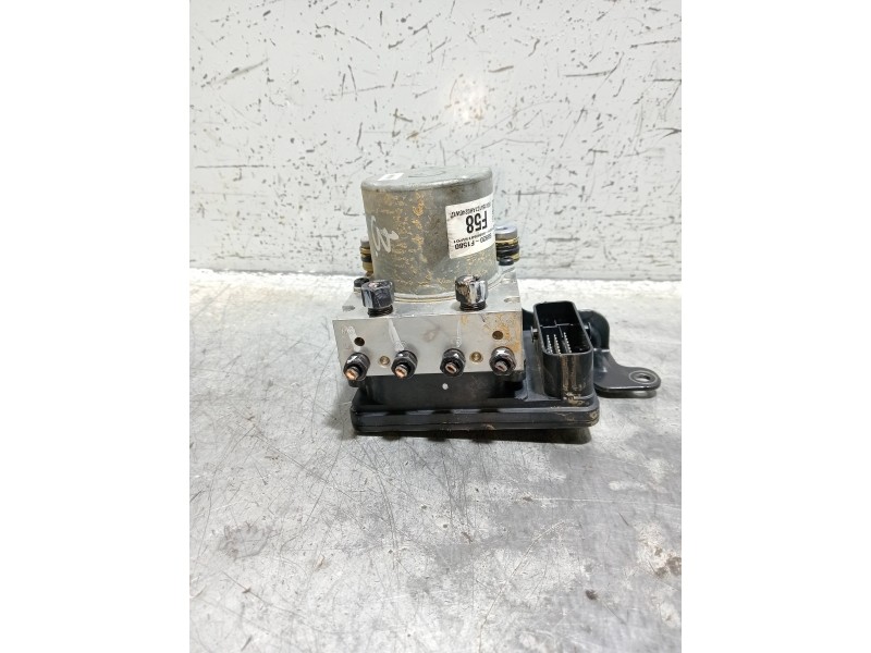 Recambio de abs para kia sportage drive plus 2wd referencia OEM IAM 58920F1580 A1000737AAA 80BH6014AP01