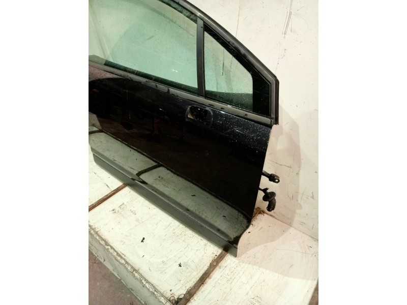 Recambio de puerta delantera derecha para citroen c4 coupe lx referencia OEM IAM  5P 