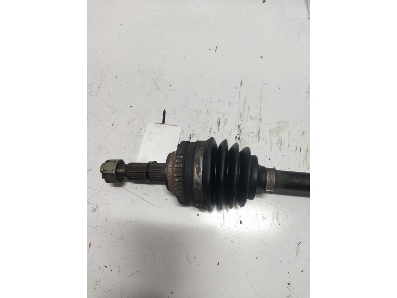Recambio de transmision delantera derecha para daewoo kalos 1.4 cat referencia OEM IAM YL  