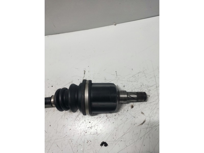 Recambio de transmision delantera derecha para daewoo nubira berlina 1.8 cat referencia OEM IAM 2W  