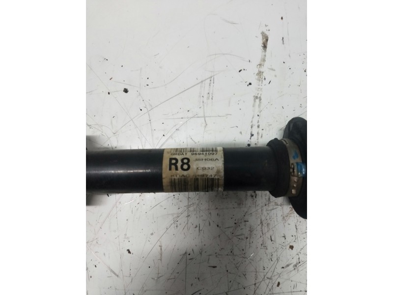 Recambio de transmision delantera derecha para chevrolet nubira wagon 2.0 diesel cat referencia OEM IAM R8  