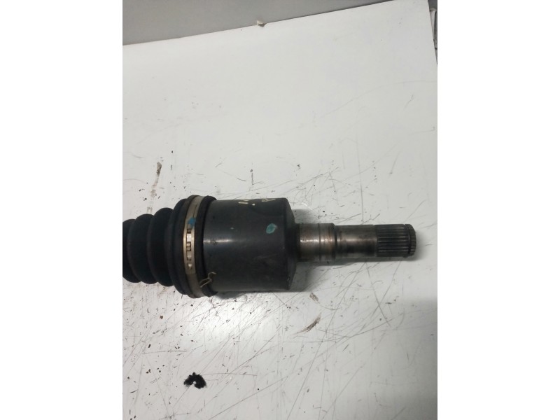 Recambio de transmision delantera derecha para chevrolet nubira wagon 2.0 diesel cat referencia OEM IAM R8  