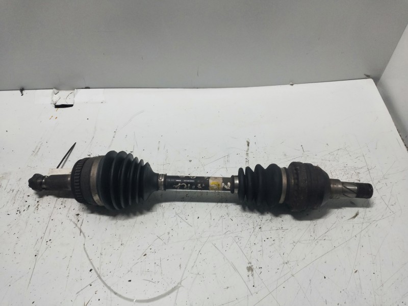 Recambio de transmision delantera izquierda para daewoo nubira berlina 1.6 cat referencia OEM IAM GY  