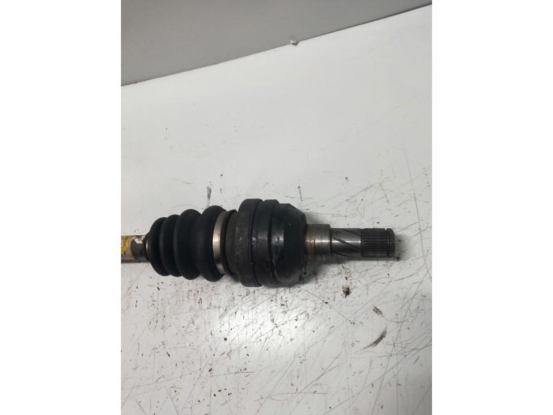 Recambio de transmision delantera izquierda para daewoo nubira berlina 1.6 cat referencia OEM IAM GY  