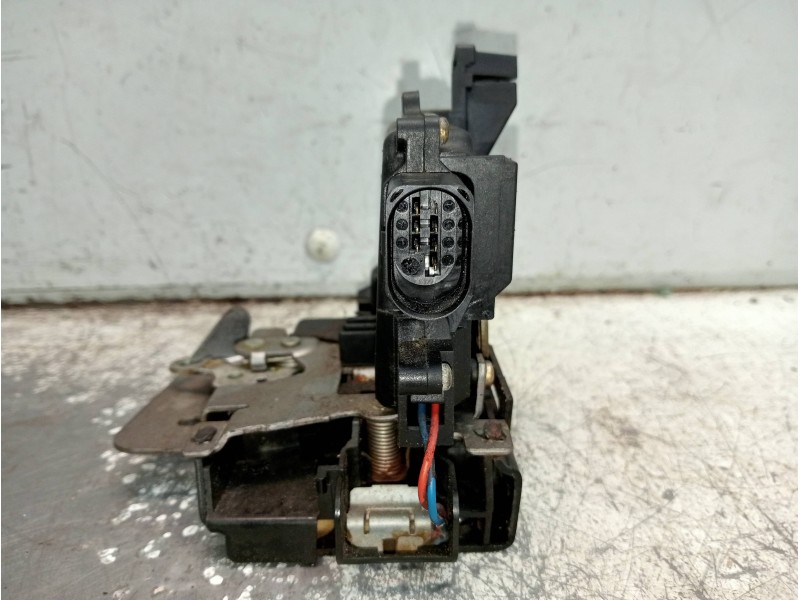 Recambio de motor cierre centralizado delantero derecho para audi a4 avant (8e) 2.5 tdi (114kw) referencia OEM IAM 8E1837016C  5