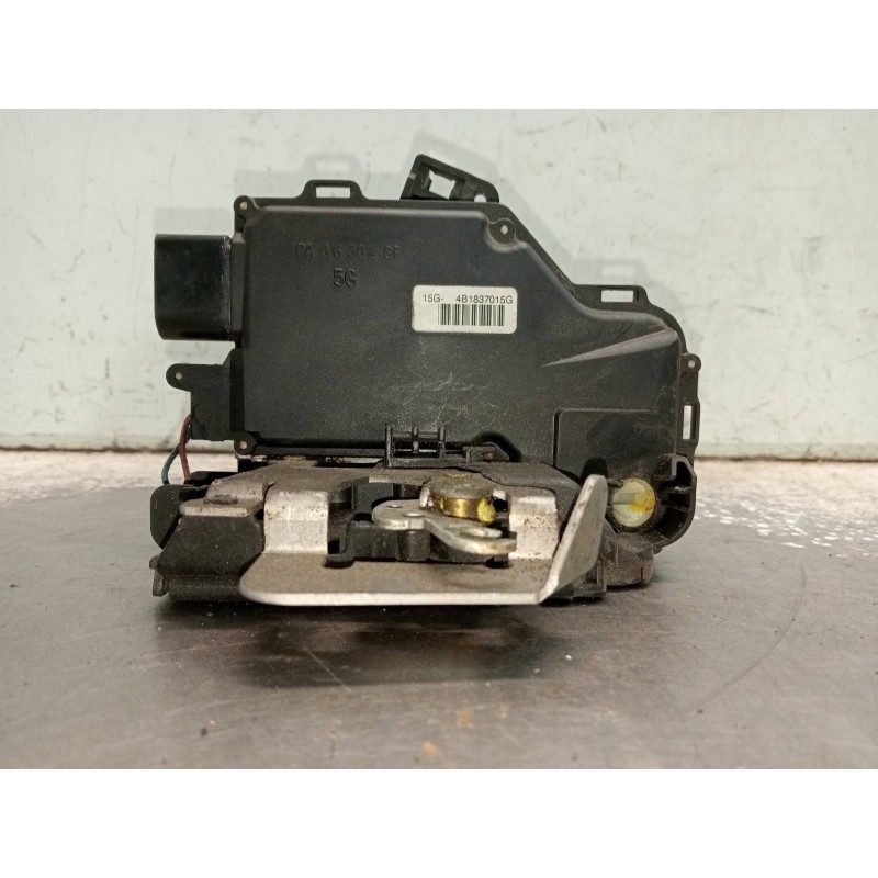 Recambio de motor cierre centralizado delantero izquierdo para audi a4 avant (8e) 2.5 tdi (114kw) referencia OEM IAM 4B1837015G 
