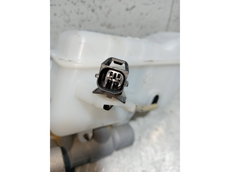 Recambio de bomba freno para kia sportage drive plus 2wd referencia OEM IAM   