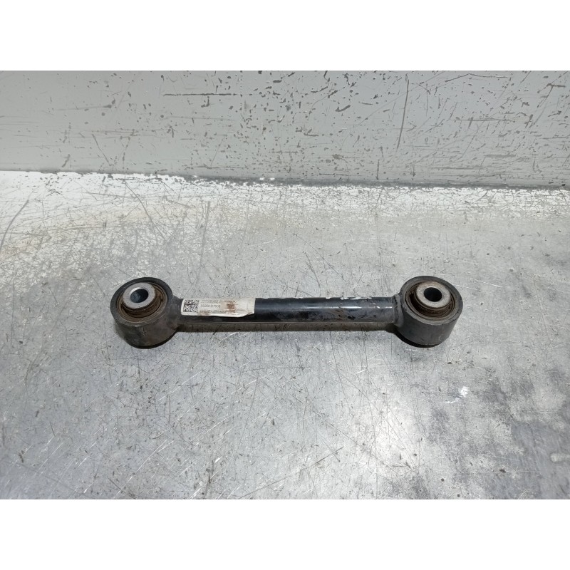 Recambio de brazo suspension superior trasero derecho para kia sportage drive plus 2wd referencia OEM IAM 55250D7000  