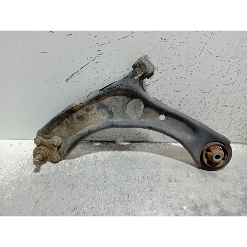 Recambio de brazo suspension inferior delantero izquierdo para kia sportage drive plus 2wd referencia OEM IAM 54500D7000  