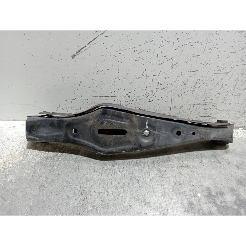 Recambio de brazo suspension inferior trasero derecho para kia sportage drive plus 2wd referencia OEM IAM 55220D3050  