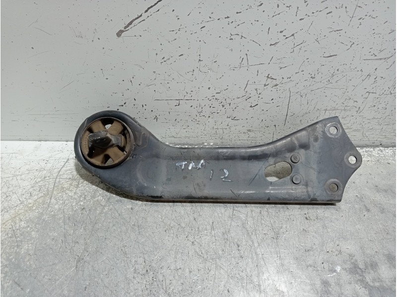 Recambio de brazo suspension inferior trasero izquierdo para kia sportage drive plus 2wd referencia OEM IAM 55270H3100  