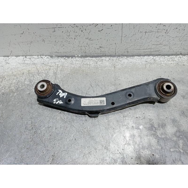 Recambio de brazo suspension superior trasero derecho para kia sportage drive plus 2wd referencia OEM IAM 55100D3050  