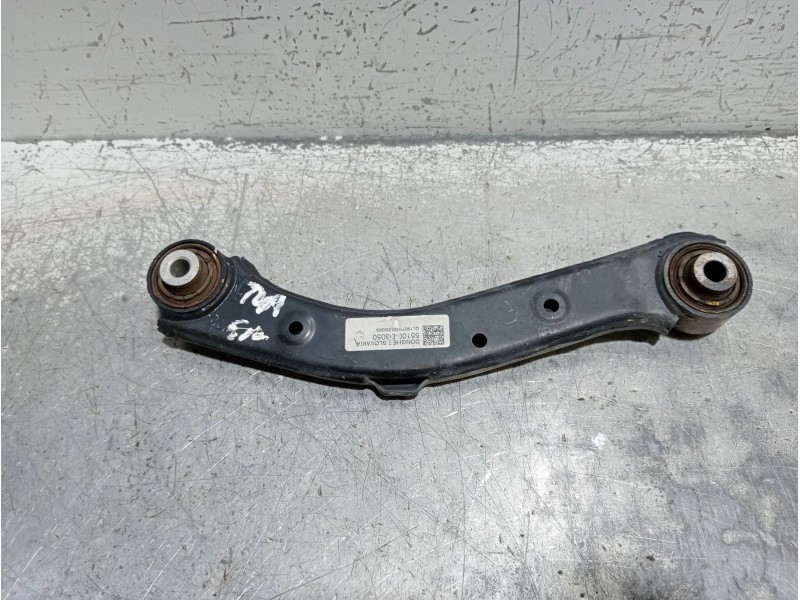 Recambio de brazo suspension superior trasero derecho para kia sportage drive plus 2wd referencia OEM IAM 55100D3050  