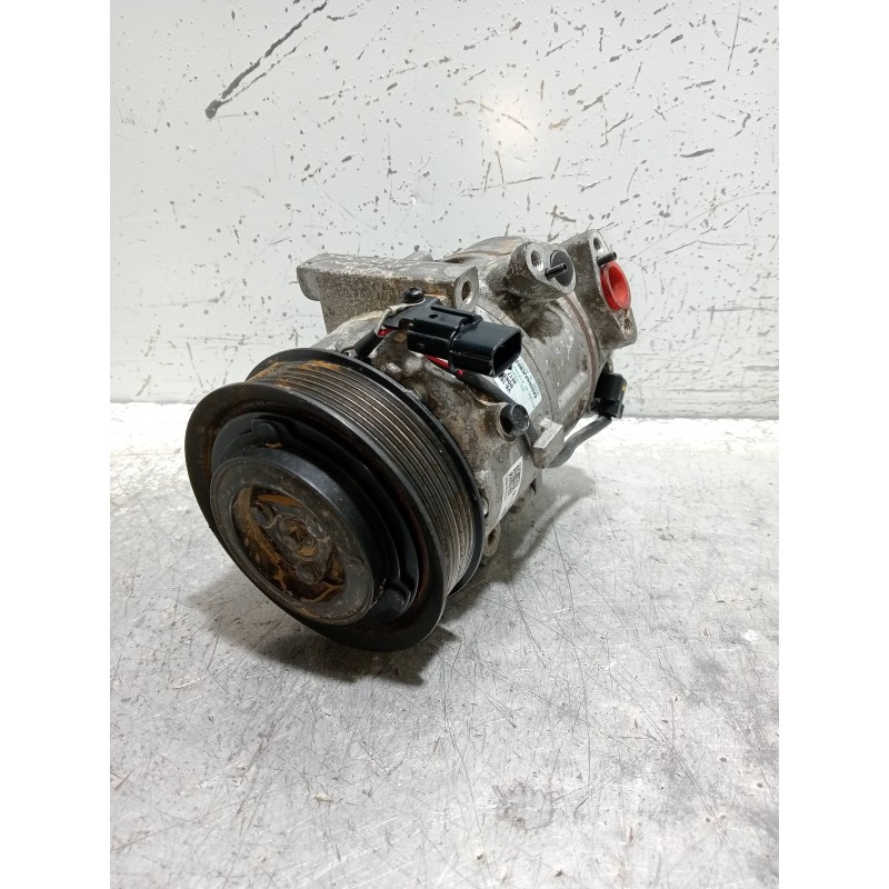 Recambio de compresor aire acondicionado para kia sportage drive plus 2wd referencia OEM IAM 97701D7550  