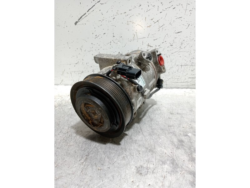 Recambio de compresor aire acondicionado para kia sportage drive plus 2wd referencia OEM IAM 97701D7550  