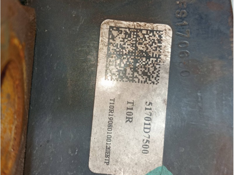 Recambio de mangueta delantera derecha para kia sportage drive plus 2wd referencia OEM IAM 51701D7500  