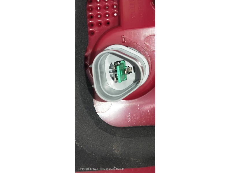 Recambio de piloto trasero derecho interior para kia sportage drive plus 2wd referencia OEM IAM 92406F1600  