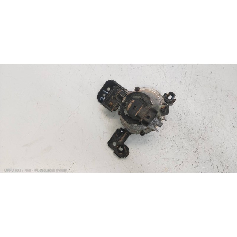 Recambio de faro antiniebla izquierdo para kia sportage drive plus 2wd referencia OEM IAM   