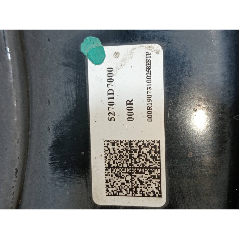 Recambio de mangueta trasera derecha para kia sportage drive plus 2wd referencia OEM IAM 52701D7000  