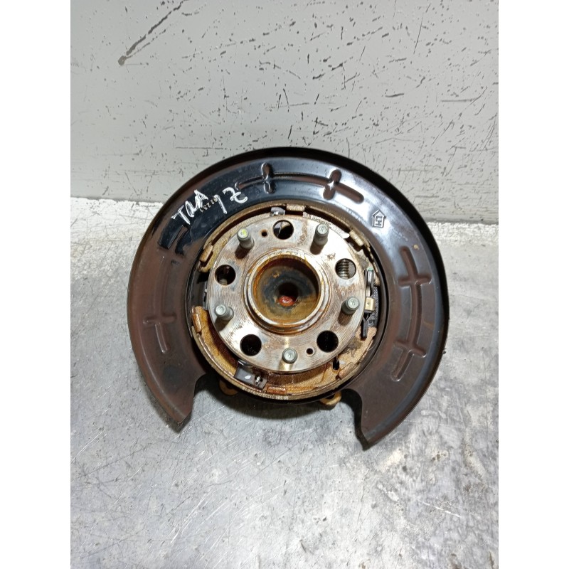Recambio de mangueta trasera izquierda para kia sportage drive plus 2wd referencia OEM IAM 52700D7000  