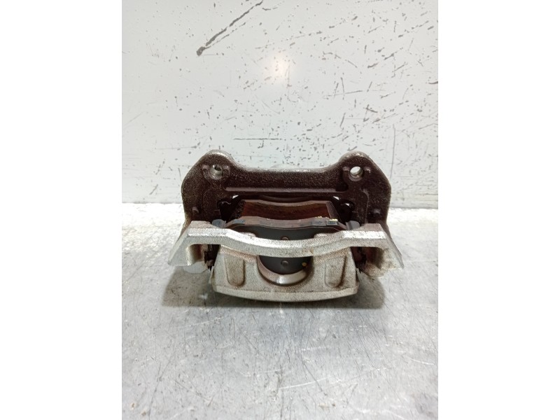 Recambio de pinza freno delantera izquierda para kia sportage drive plus 2wd referencia OEM IAM 58110D7600  