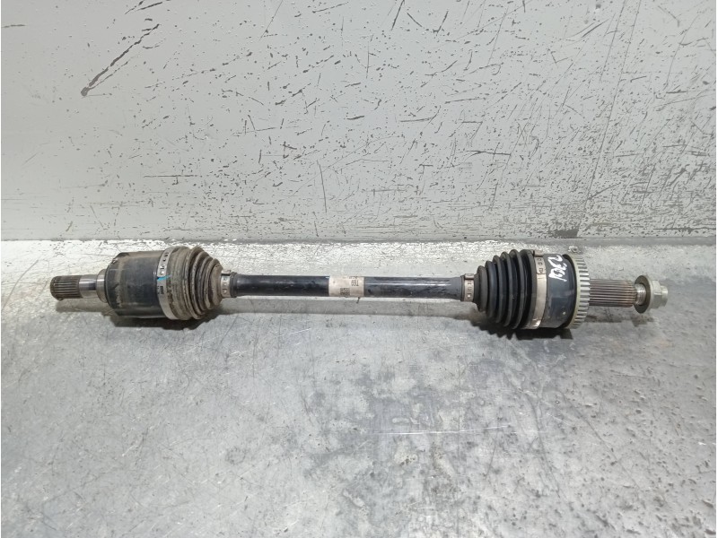 Recambio de transmision delantera izquierda para kia sportage drive plus 2wd referencia OEM IAM 49500D7690  