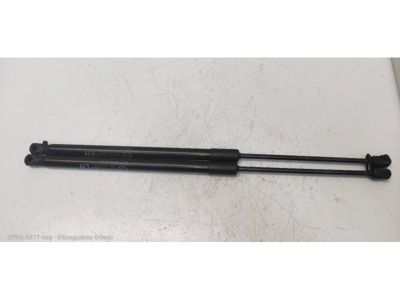 Recambio de amortiguadores maletero / porton para kia sportage drive plus 2wd referencia OEM IAM 81770F1000 81780F1000 