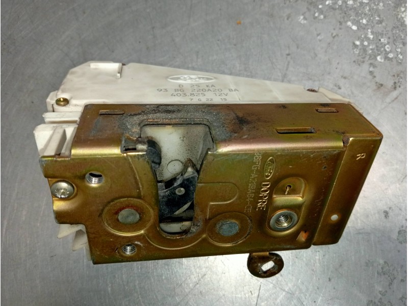 Recambio de motor cierre centralizado delantero derecho para ford fiesta berlina ghia referencia OEM IAM 96FGA219A64CE  5P