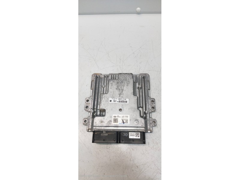 Recambio de centralita motor uce para kia sportage drive plus 2wd referencia OEM IAM 391102U960 391112U960 SIM2K510 