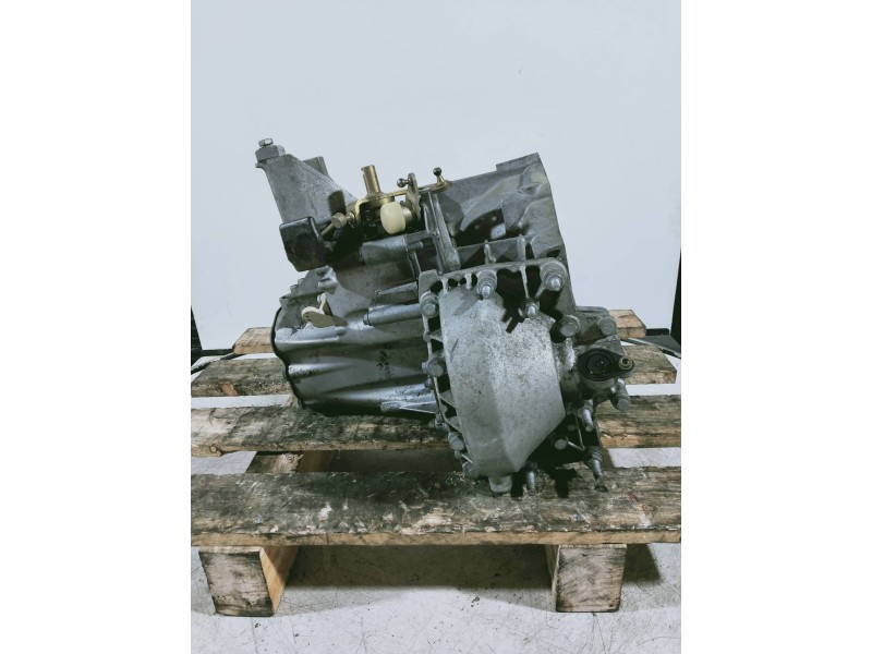 Recambio de caja cambios para citroen c5 break premier referencia OEM IAM 20MB02 0208909 6V
