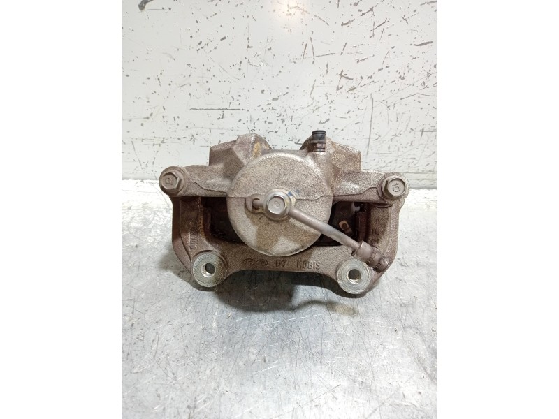 Recambio de pinza freno delantera derecha para kia sportage drive plus 2wd referencia OEM IAM 58130D7600  