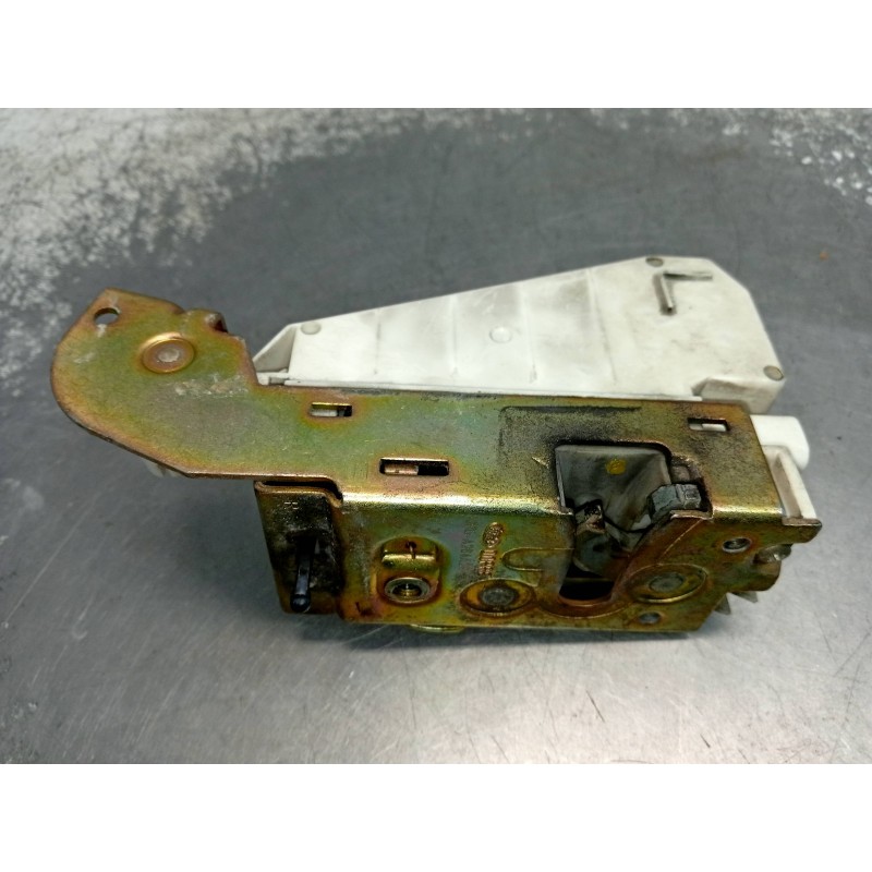 Recambio de motor cierre centralizado trasero derecho para ford fiesta berlina ghia referencia OEM IAM 96FGA264A26RE  5P