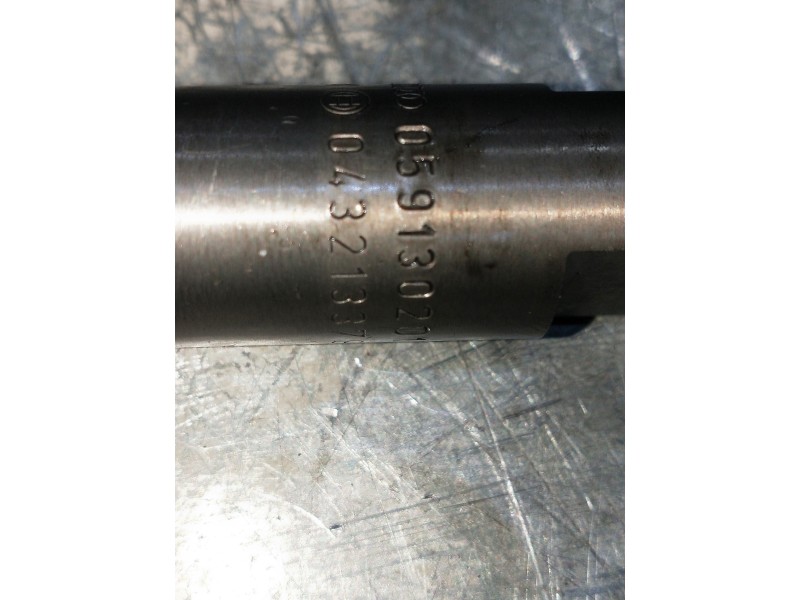 Recambio de inyector para audi a4 avant (8e) 2.5 tdi (114kw) referencia OEM IAM 059130201F 0432133795 BOSCH
