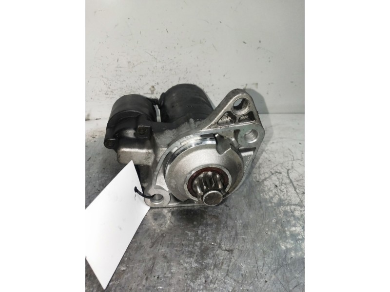 Recambio de motor arranque para audi a3 (8l) 1.6 ambiente referencia OEM IAM 0001121006  