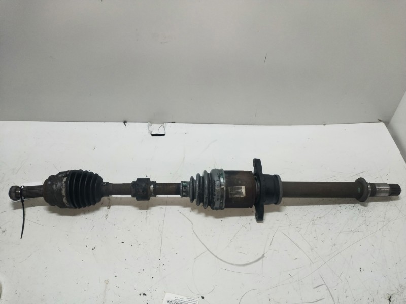 Recambio de transmision delantera derecha para dodge caliber s referencia OEM IAM P05105660AD  