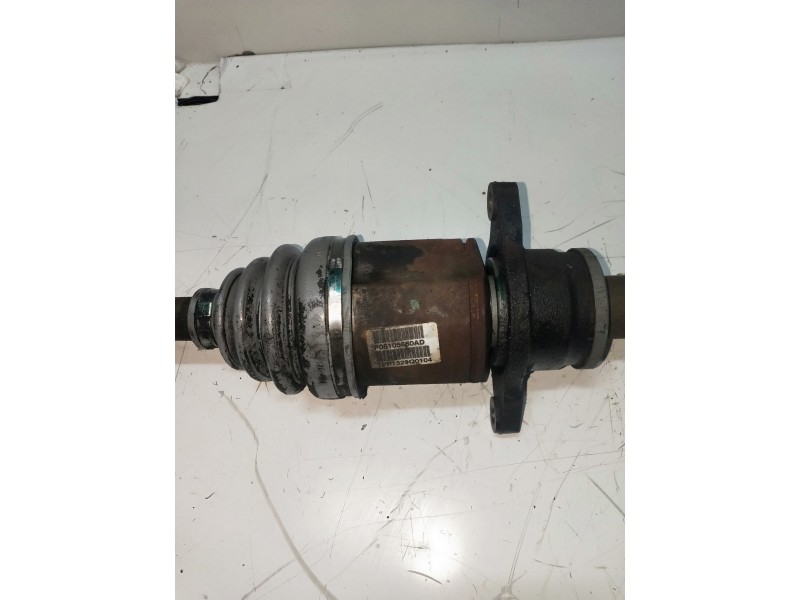Recambio de transmision delantera derecha para dodge caliber s referencia OEM IAM P05105660AD  