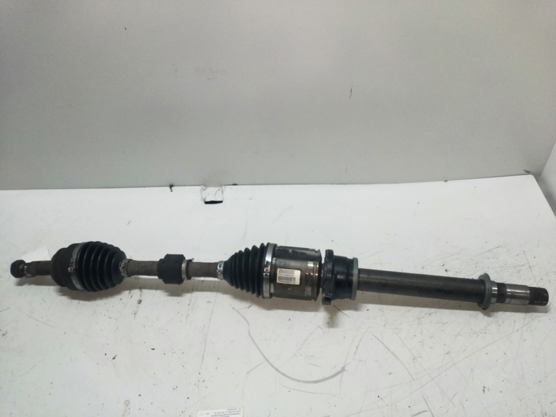 Recambio de transmision delantera derecha para dodge caliber 2.0 16v crd cat referencia OEM IAM P0510566AC  