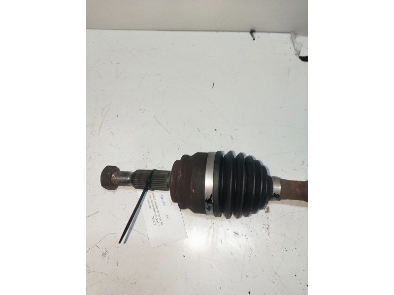 Recambio de transmision delantera derecha para dodge caliber se referencia OEM IAM   